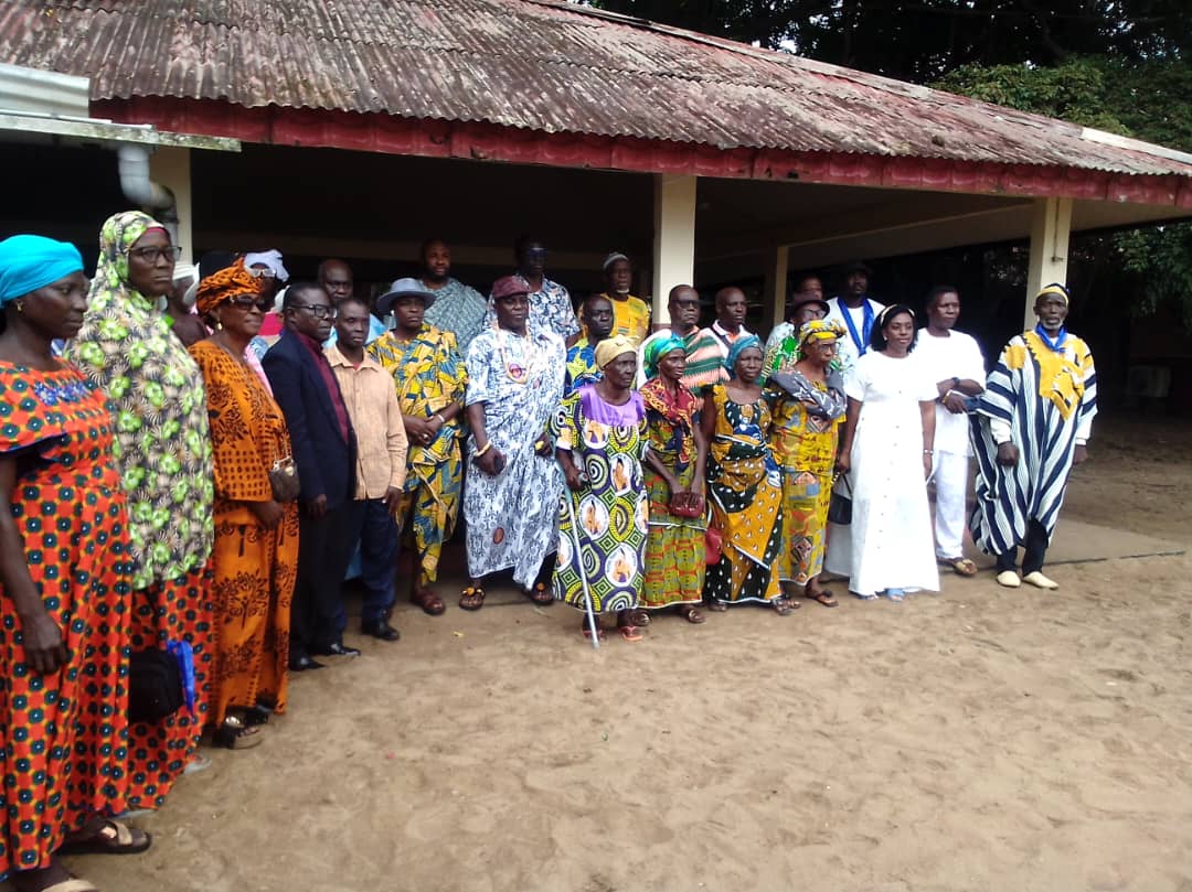 Grand Abidjan / village modeste : face aux rumeurs persistantes de la fuite du chef, la notabilité réagit