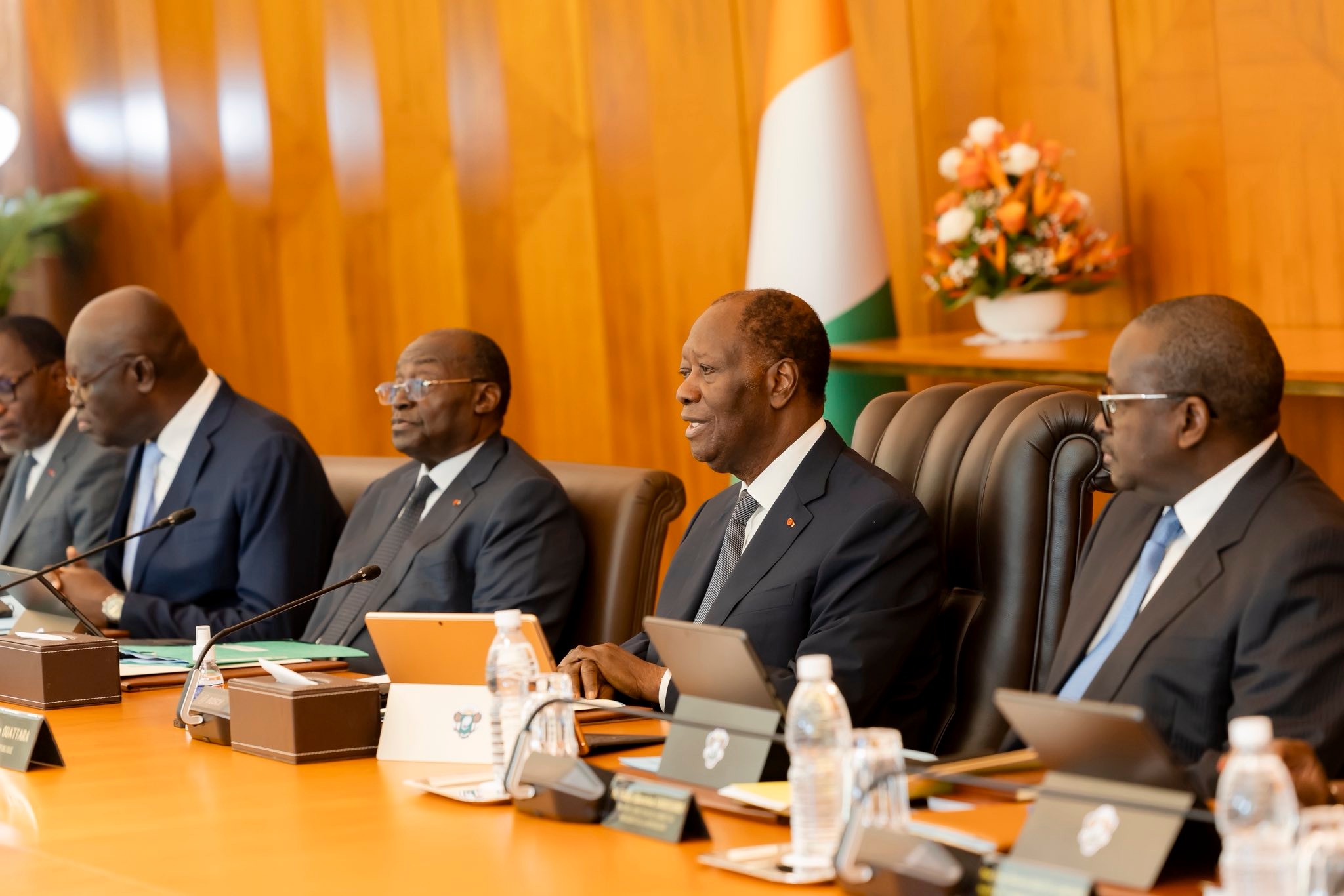 CONSEIL DES MINISTRES : CAP SUR LA SOUVERAINETÉ ÉCONOMIQUE ET LA MODERNISATION