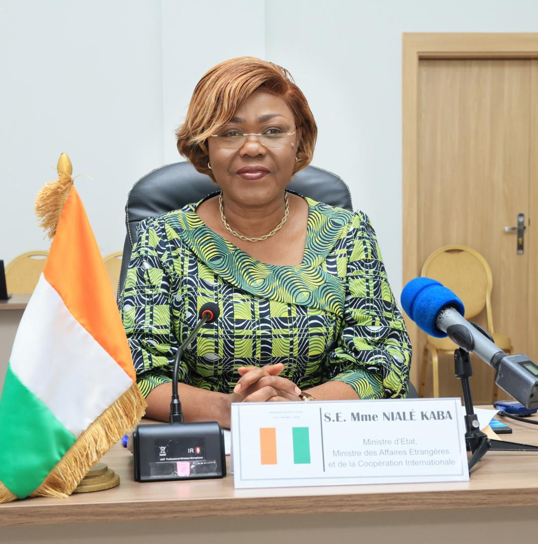 CRISE AU MOYEN-ORIENT : ABIDJAN APPELLE LES IVOIRIENS À LA PRUDENCE