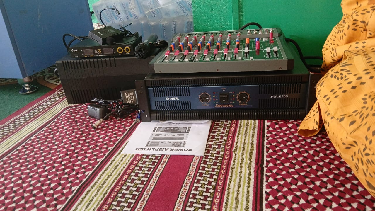 TREICHVILLE / NUIT DU DESTIN : LE MAIRE AMICHIA OFFRE DES MATÉRIELS À LA MOSQUÉE KABINEDJAN KABA