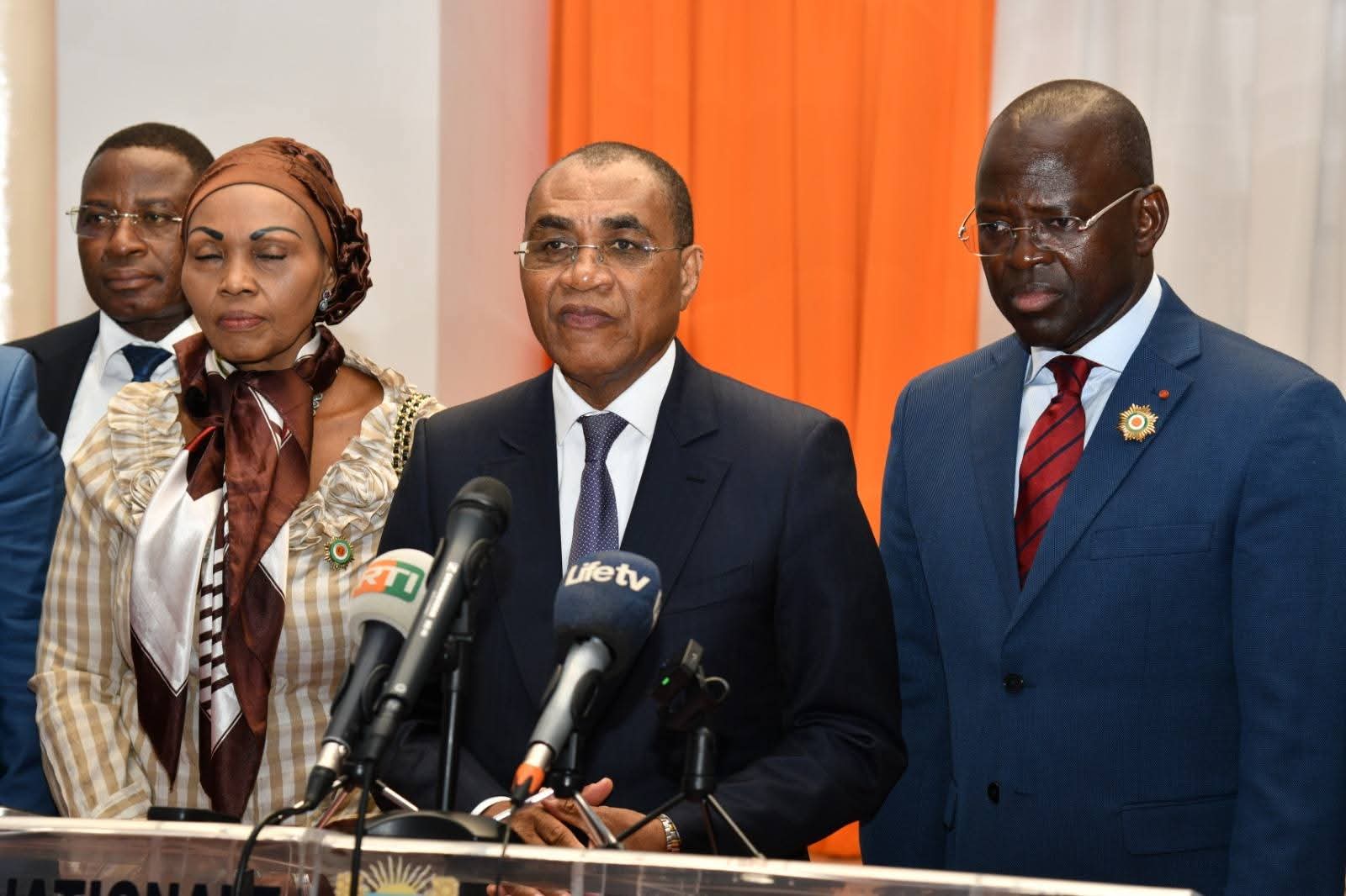 ASSEMBLÉE NATIONALE : TROIS PROJETS DE RATIFICATION ADOPTÉS À L’UNANIMITÉ, LE MINISTRE ADAMA COULIBALY CONVAINC LES DÉPUTÉS