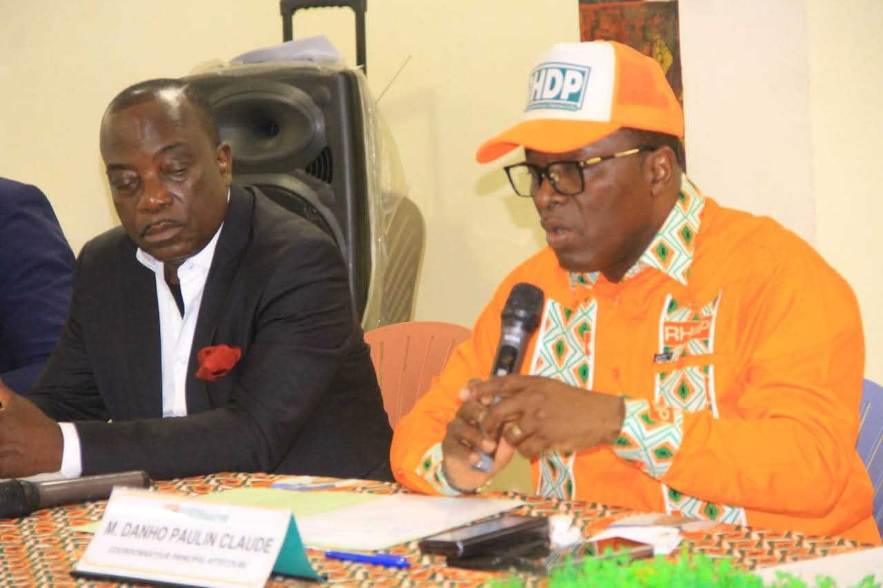 PAULIN CLAUDE DANHO RENFORCE LA DISCIPLINE ET LA COHÉSION AU SEIN DU PARTI