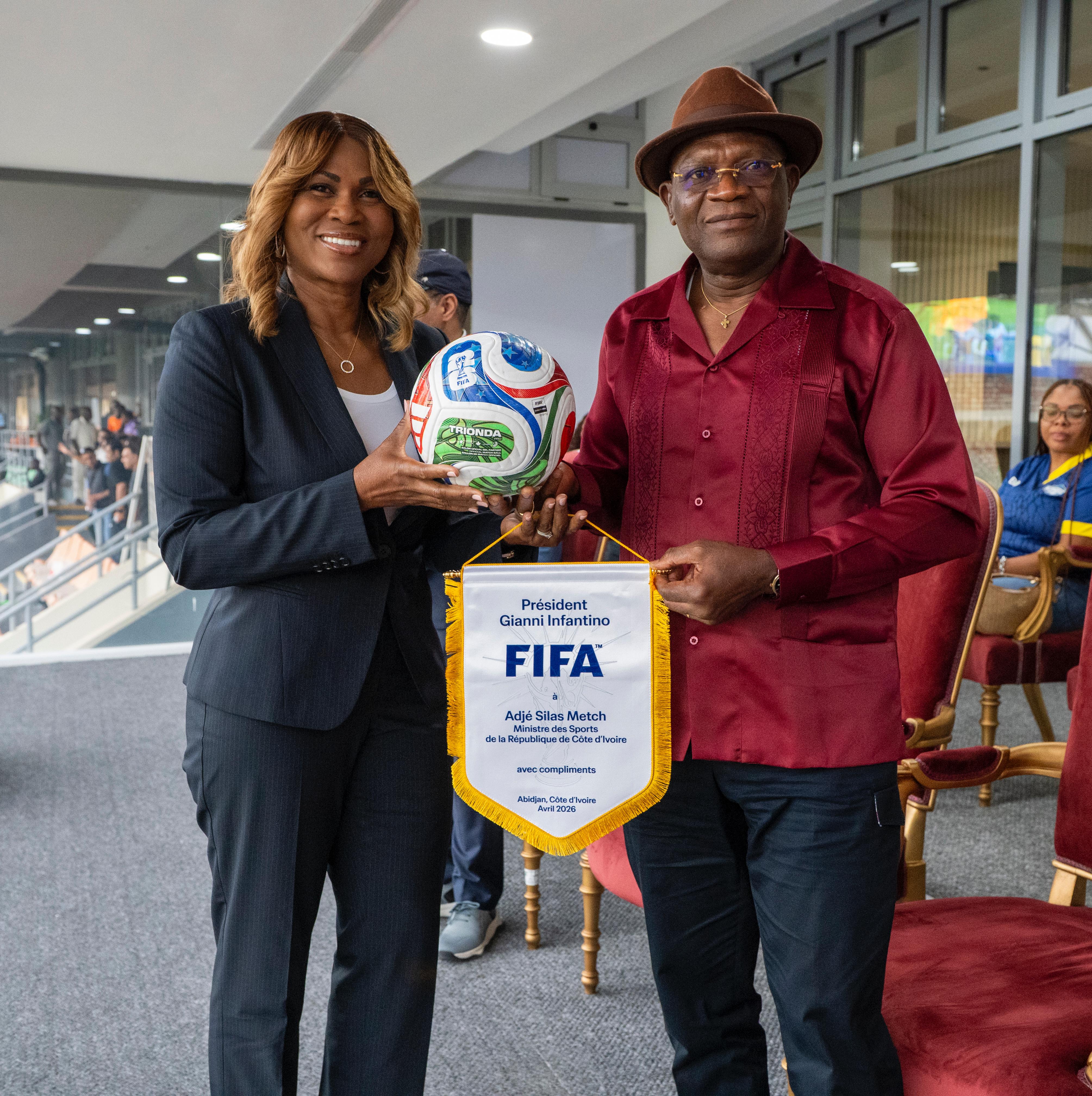 FIFA SERIES 2026 : LA CÔTE D’IVOIRE CÉLÉBRÉE PAR LA FIFA, LES ÉLÉPHANTES BRILLENT À EBIMPÉ