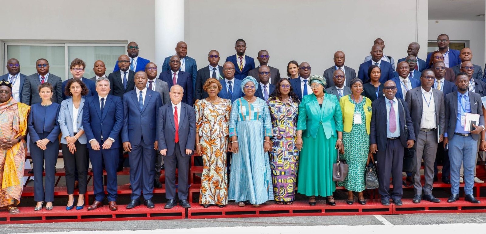 REVUE SECTORIELLE 2025 DES PROJETS DU C2D : LE C2D 3 AU CŒUR DES PERSPECTIVES DE DÉVELOPPEMENT