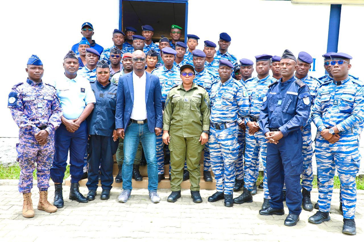 FORMATION : LES OFFICIERS STAGIAIRES DU CAOGN SENSIBILISÉS AUX ENJEUX SÉCURITAIRES DE LA DÉSINFORMATION