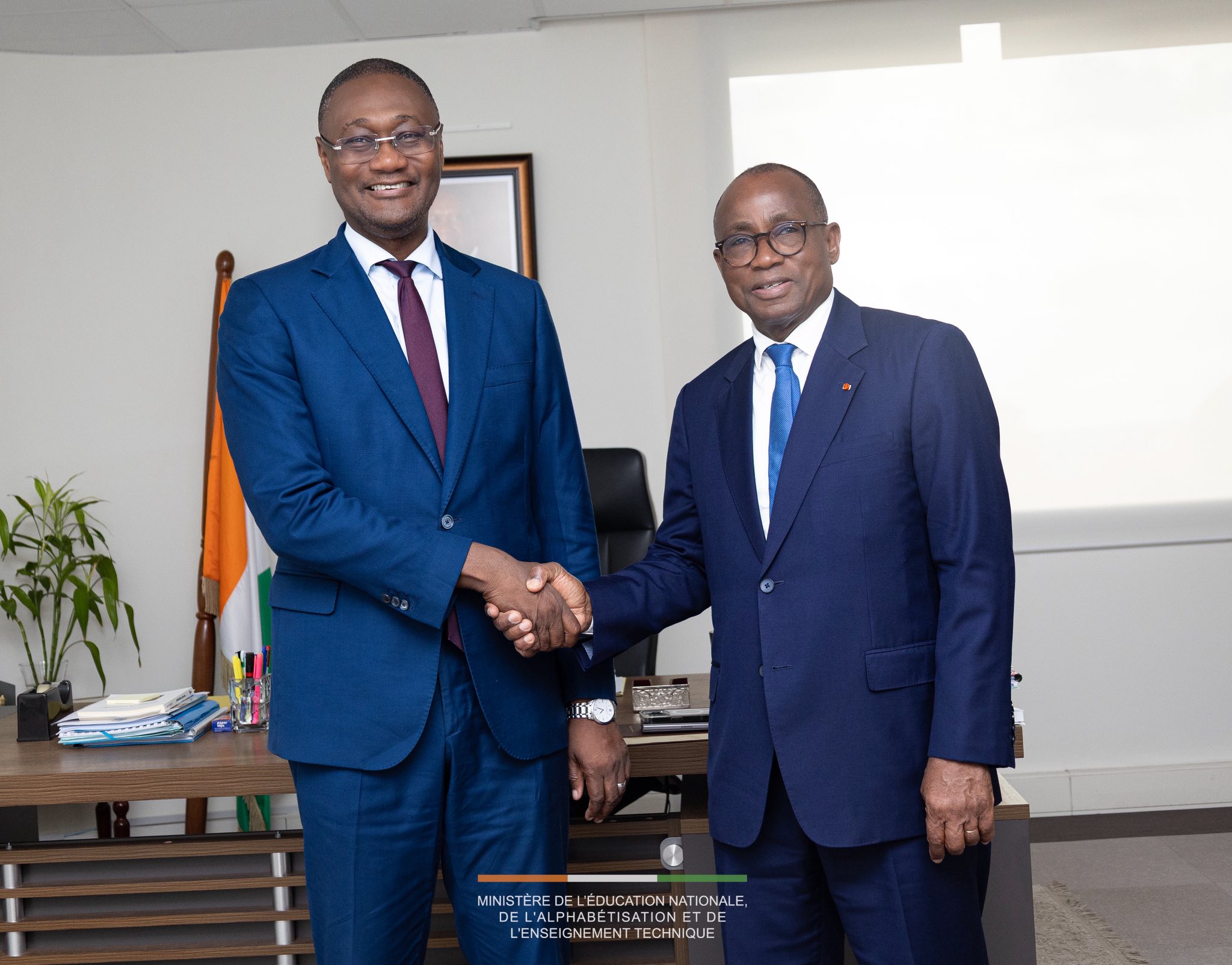 COOPÉRATION INTERMINISTÉRIELLE : N’GUESSAN KOFFI ET MOUSSA SANOGO S’ENGAGENT POUR UNE ÉCOLE PLUS ATTRACTIVE