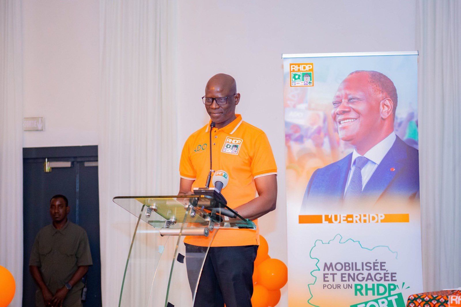 RENTRÉE POLITIQUE DE L’UE-RHDP : ADAMA DIAWARA AUX ENSEIGNANTS : « VOUS DEVEZ ASSURER AU MOINS UNE ACTIVITÉ POLITIQUE PAR MOIS »