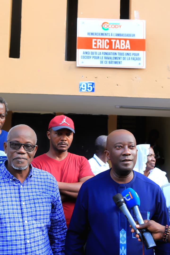 COCODY : ÉRIC TABA RÉNOVE TROIS BÂTIMENTS DES 323 LOGEMENTS DE LA CITÉ DES ARTS