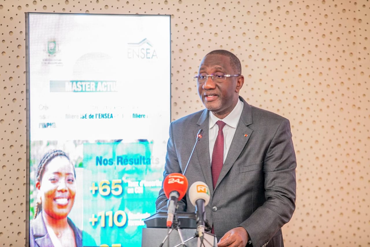 CAPITAL HUMAIN : LA CÔTE D’IVOIRE CONSOLIDE SON EXPERTISE AVEC 24 NOUVEAUX ACTUAIRES FORMÉS À L’ENSEA