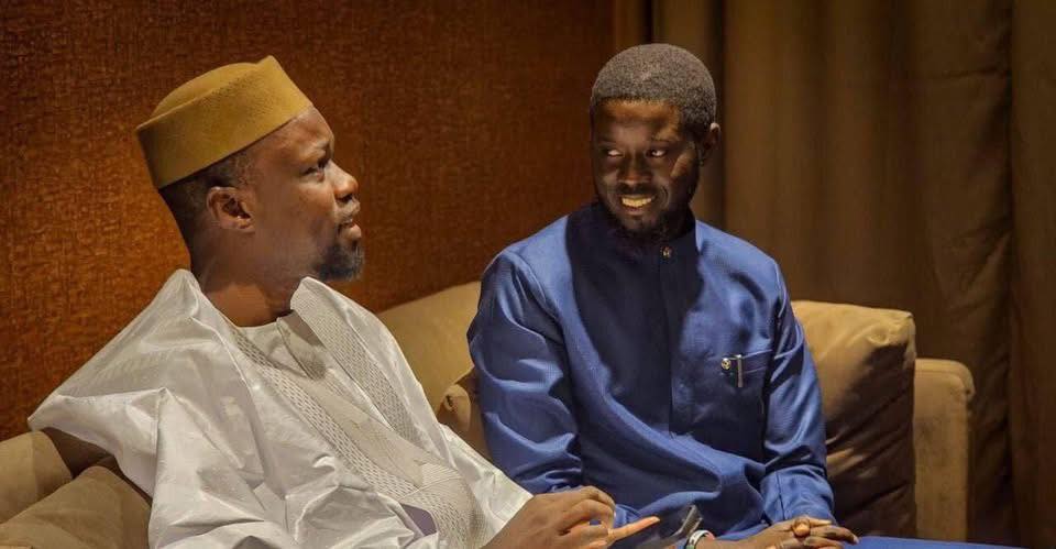 SENEGAL : OUSMANE SONKO, LE “SOLEIL” QUI VOULAIT ÉCLIPSER DIOMAYE FAYE