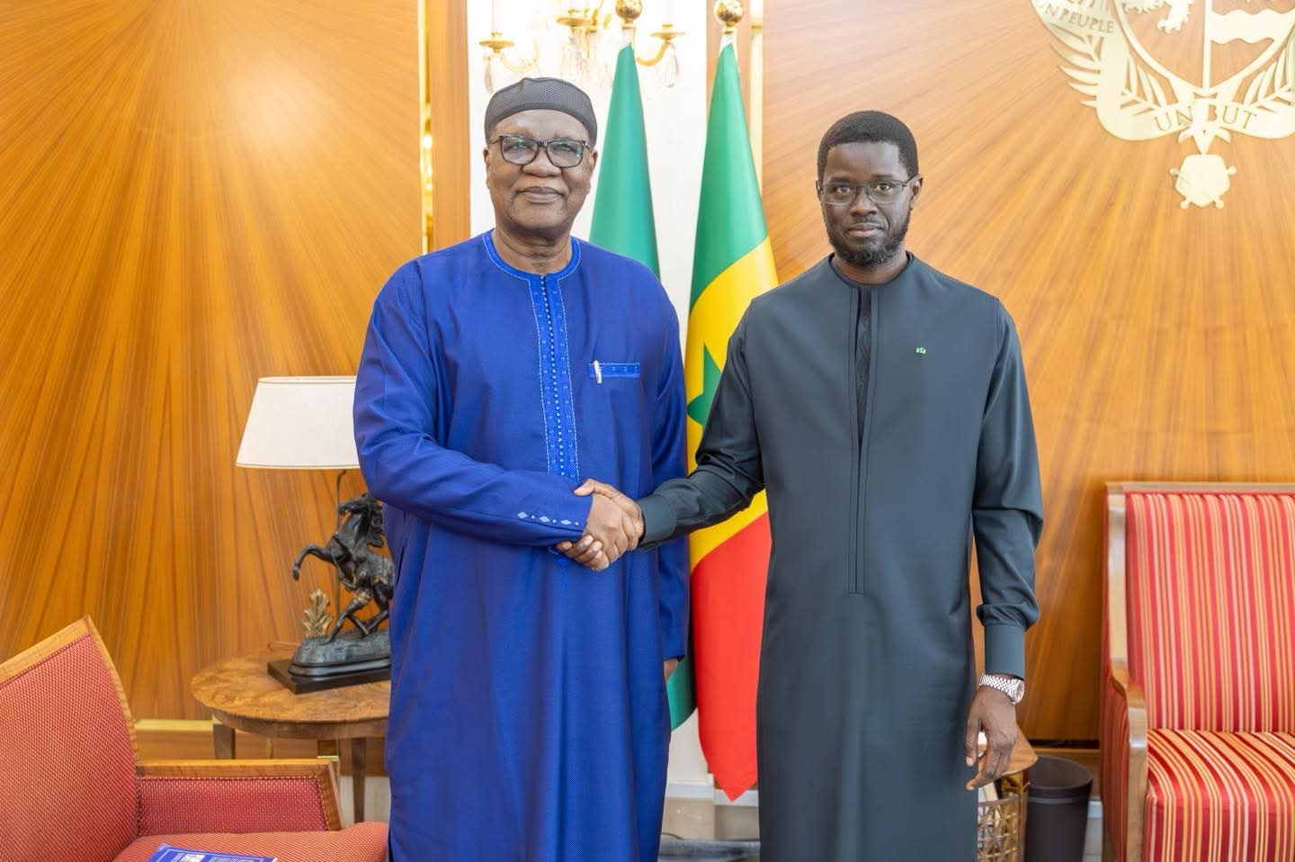SÉNÉGAL : LE PRÉSIDENT BASSIROU DIOMAYE FAYE OUVRE LES CONSULTATIONS AVEC D’ANCIENS MINISTRES DE L’INTÉRIEUR DANS LE CADRE DE LA JOURNÉE NATIONALE DU DIALOGUE