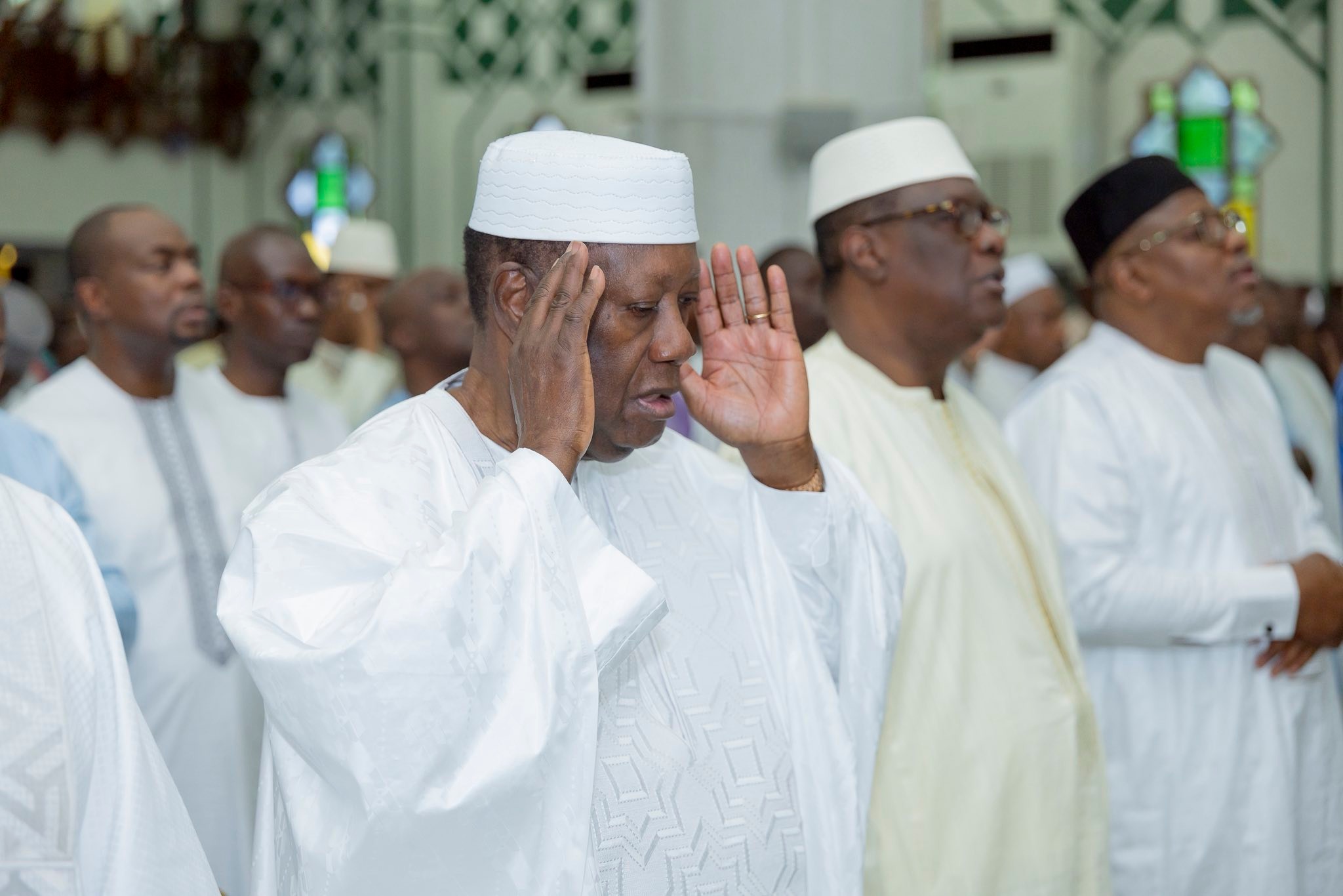 TABASKI 2026 : ALASSANE OUATTARA PRIE POUR LA PAIX EN CÔTE D’IVOIRE ET DANS LE MONDE