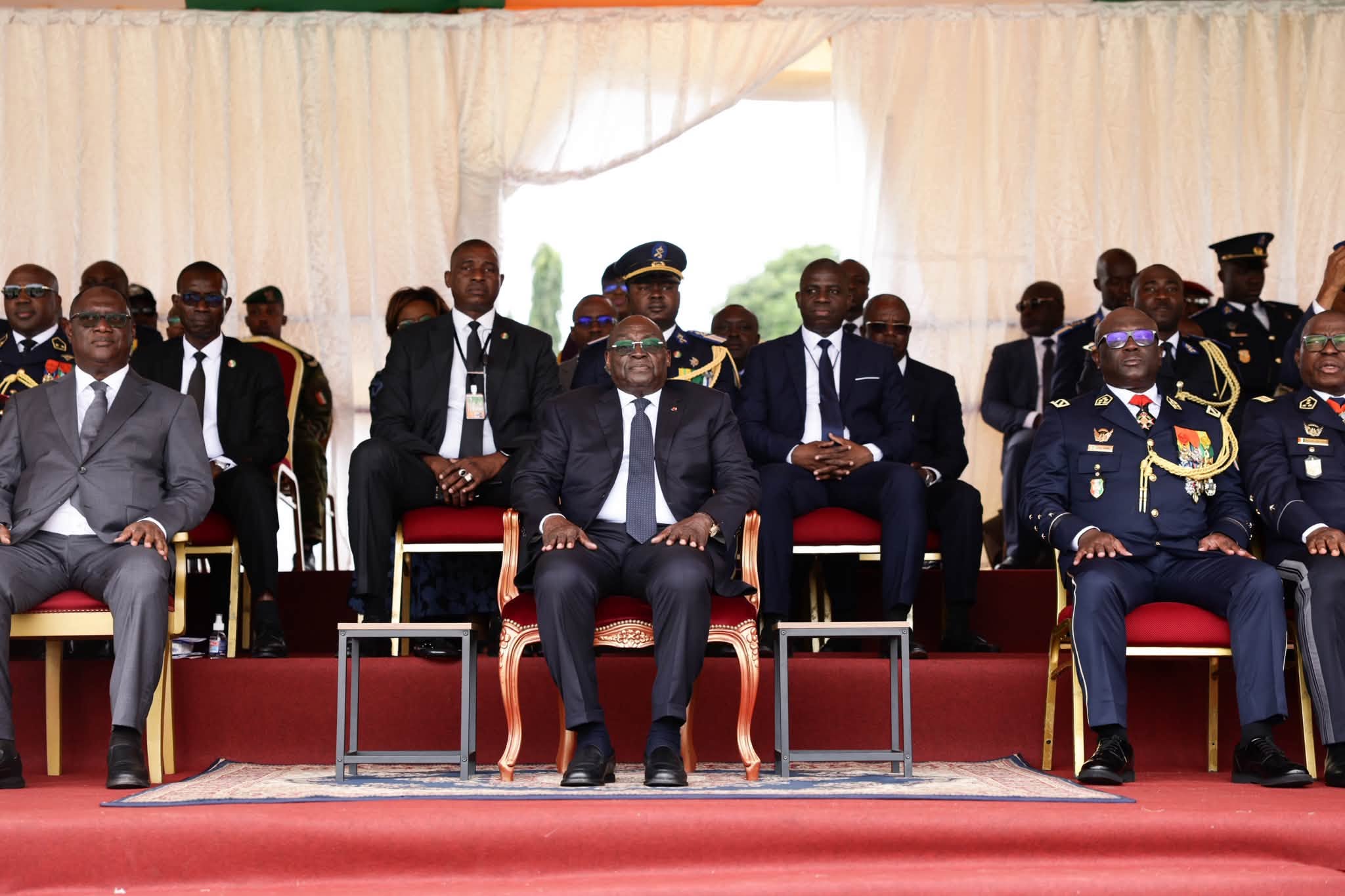 ZAMBAKRO / FORCES ARMÉES : TIÉMOKO MEYLIET KONÉ PRÉSIDE LA CONSÉCRATION DE 126 NOUVEAUX OFFICIERS AU SERVICE DE LA NATION