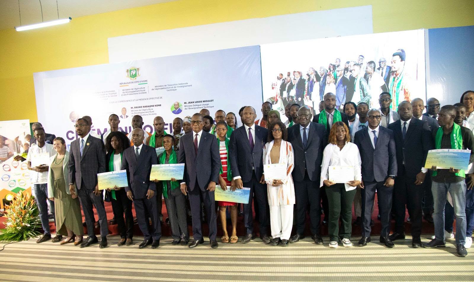 FORMATION AGRICOLE : BRUNO NABAGNÉ KONÉ FAIT DE LA JEUNESSE LE MOTEUR DE LA TRANSFORMATION DE L’AGRICULTURE IVOIRIENNE