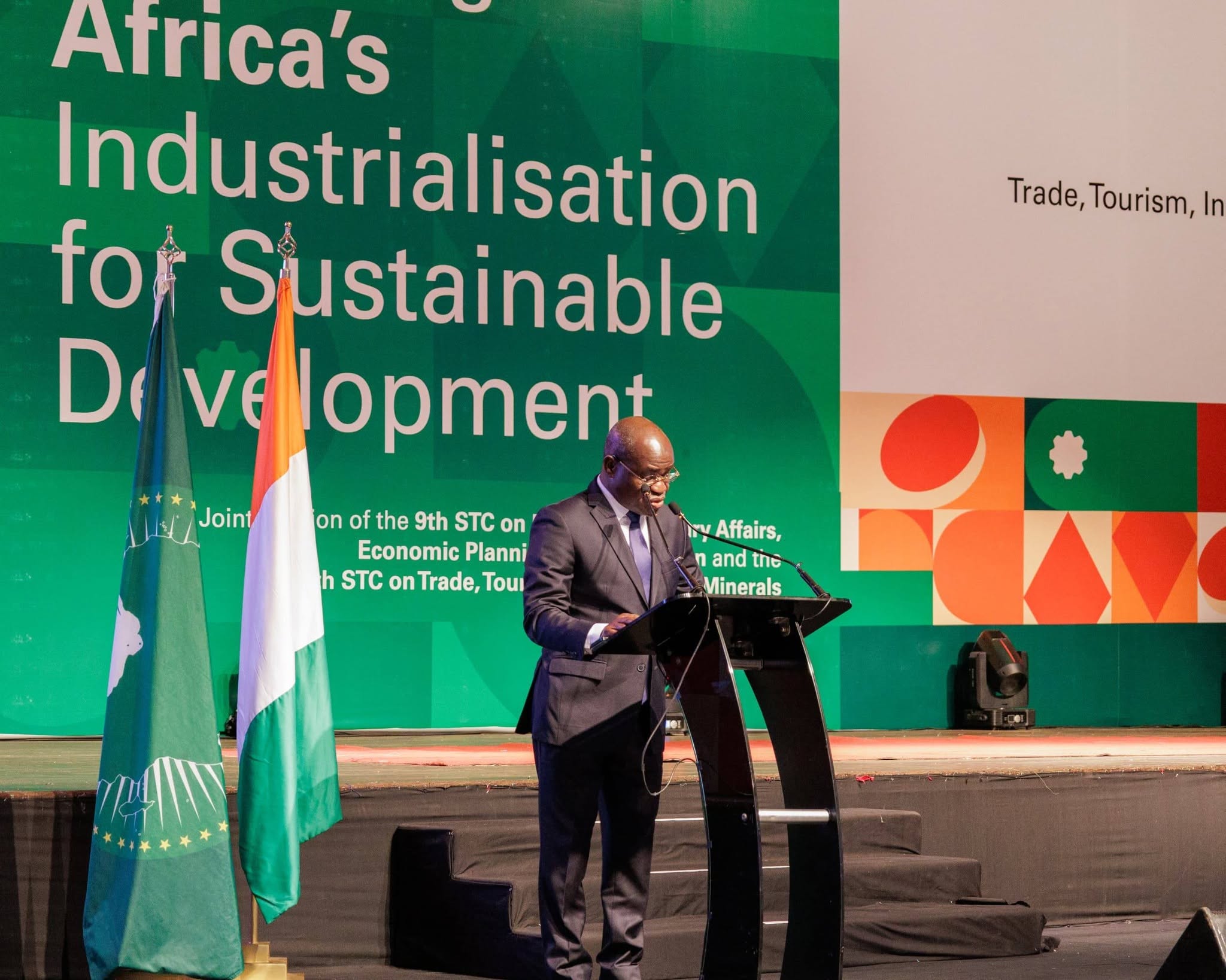 INDUSTRIALISATION DE L’AFRIQUE :  KALIL KONATÉ PLAIDE POUR UNE MOBILISATION COLLECTIVE EN FAVEUR D’UN FINANCEMENT DURABLE