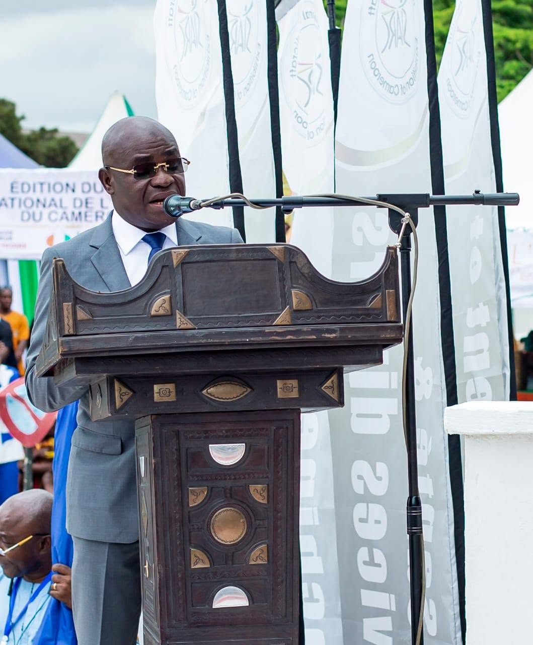 SIARC 2026 : IBRAHIM KALIL KONATÉ PORTE L’EXCELLENCE ARTISANALE IVOIRIENNE AU CŒUR DE YAOUNDÉ