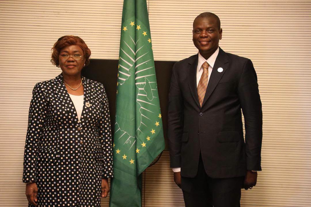 UNION AFRICAINE : NIALÉ KABA RENFORCE LES PASSERELLES DIPLOMATIQUES AVEC L’ANGOLA ET L’AFRIQUE DU SUD À ADDIS-ABEBA