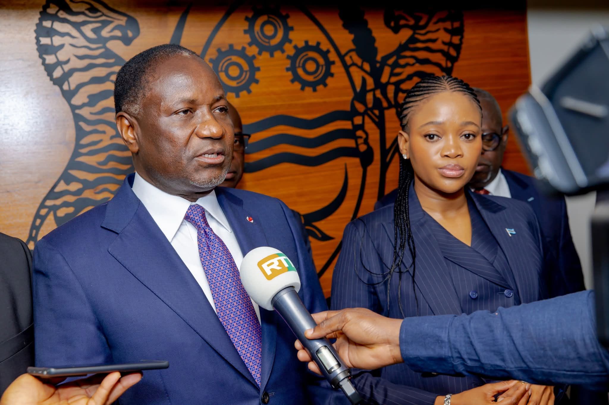BOTSWANA–CÔTE D’IVOIRE : SANGAFOWA COULIBALY DÉCROCHE LA PARTICIPATION DU PRÉSIDENT DUMA GIDEON BOKO AU SIREXE 2026
