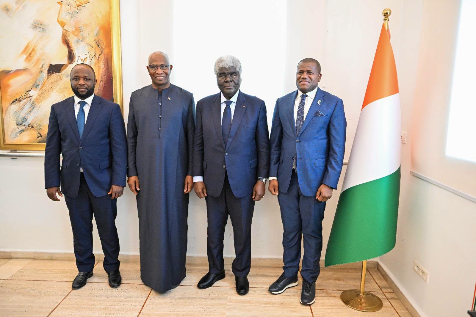 CÔTE D’IVOIRE–GUINÉE : AMADOU OURY BAH SALUE UN MODÈLE IVOIRIEN QUI INSPIRE CONAKRY