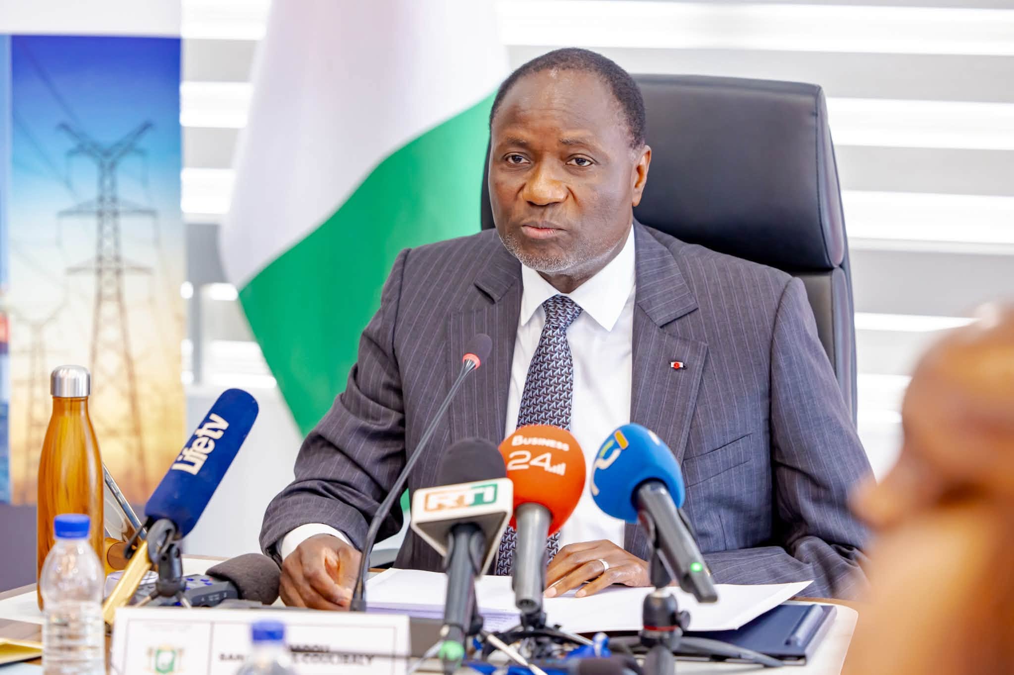OR IVOIRIEN : SANGAFOWA-COULIBALY ACCÉLÈRE LA STRUCTURATION DE LA PETITE MINE